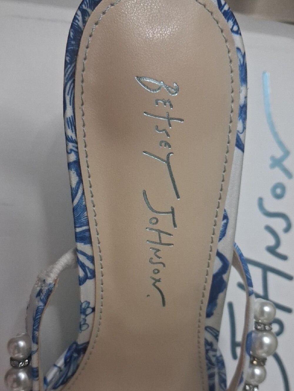 Blue Floral Pearl-Embellished Women’s Kitten Heal - Picture 7 of 9